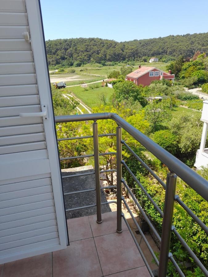 Apartments With A Parking Space Kampor, Rab - 4984 Экстерьер фото