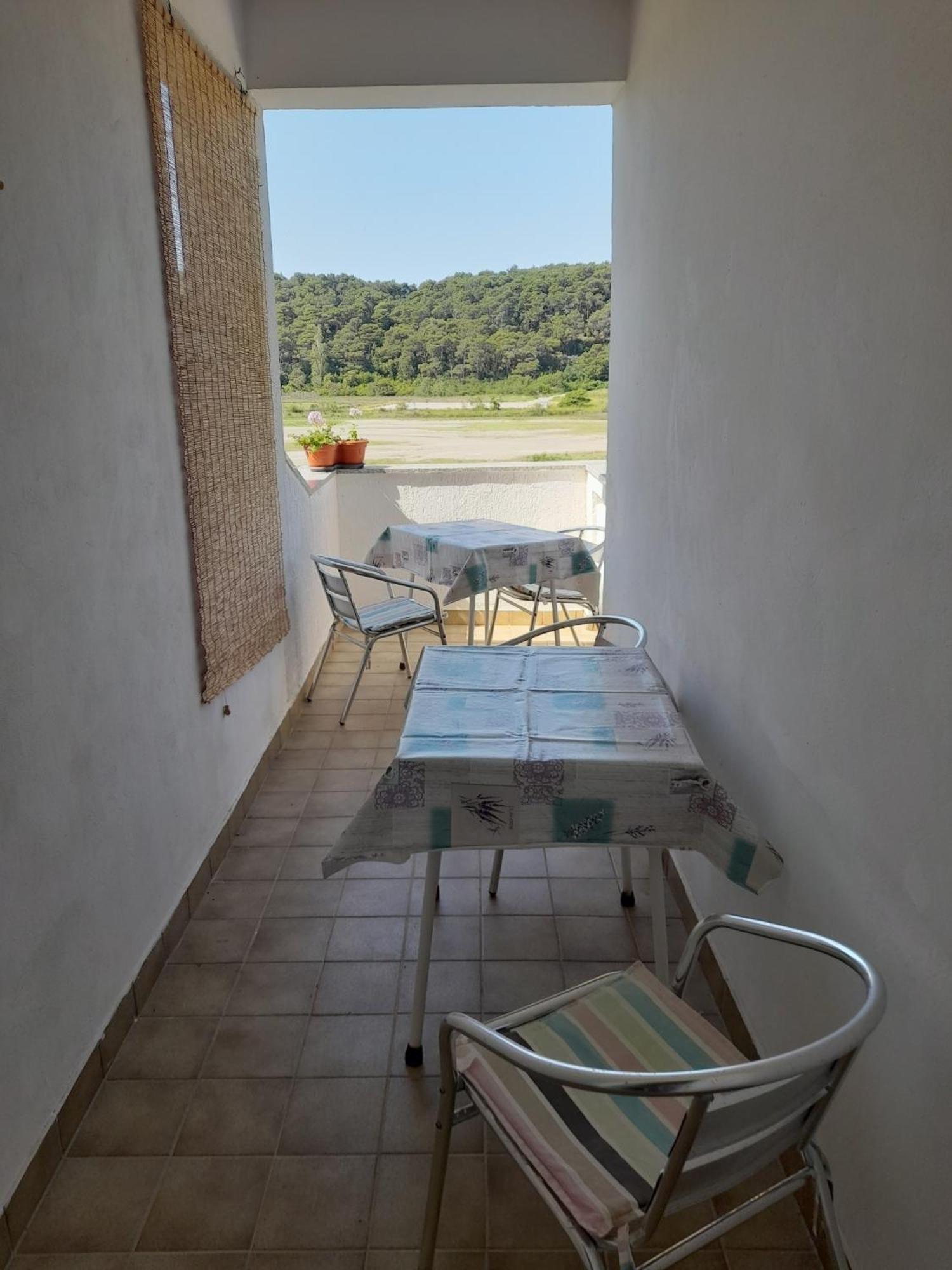 Apartments With A Parking Space Kampor, Rab - 4984 Экстерьер фото
